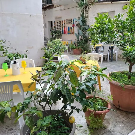 Le Lumìe L' antico Cortile Camere Con Cucina Privata With Private Kitchen-3